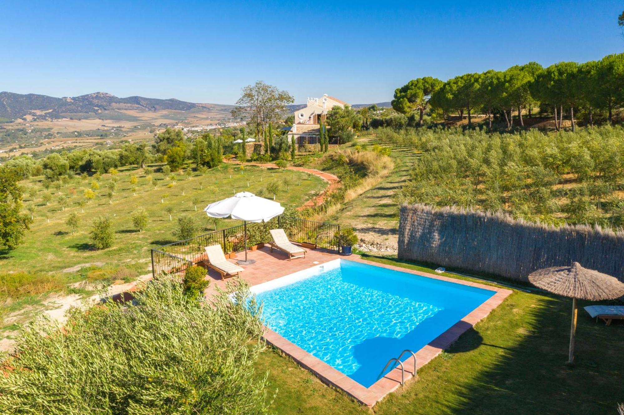 Отель Cortijo La Organic Ронда Экстерьер фото