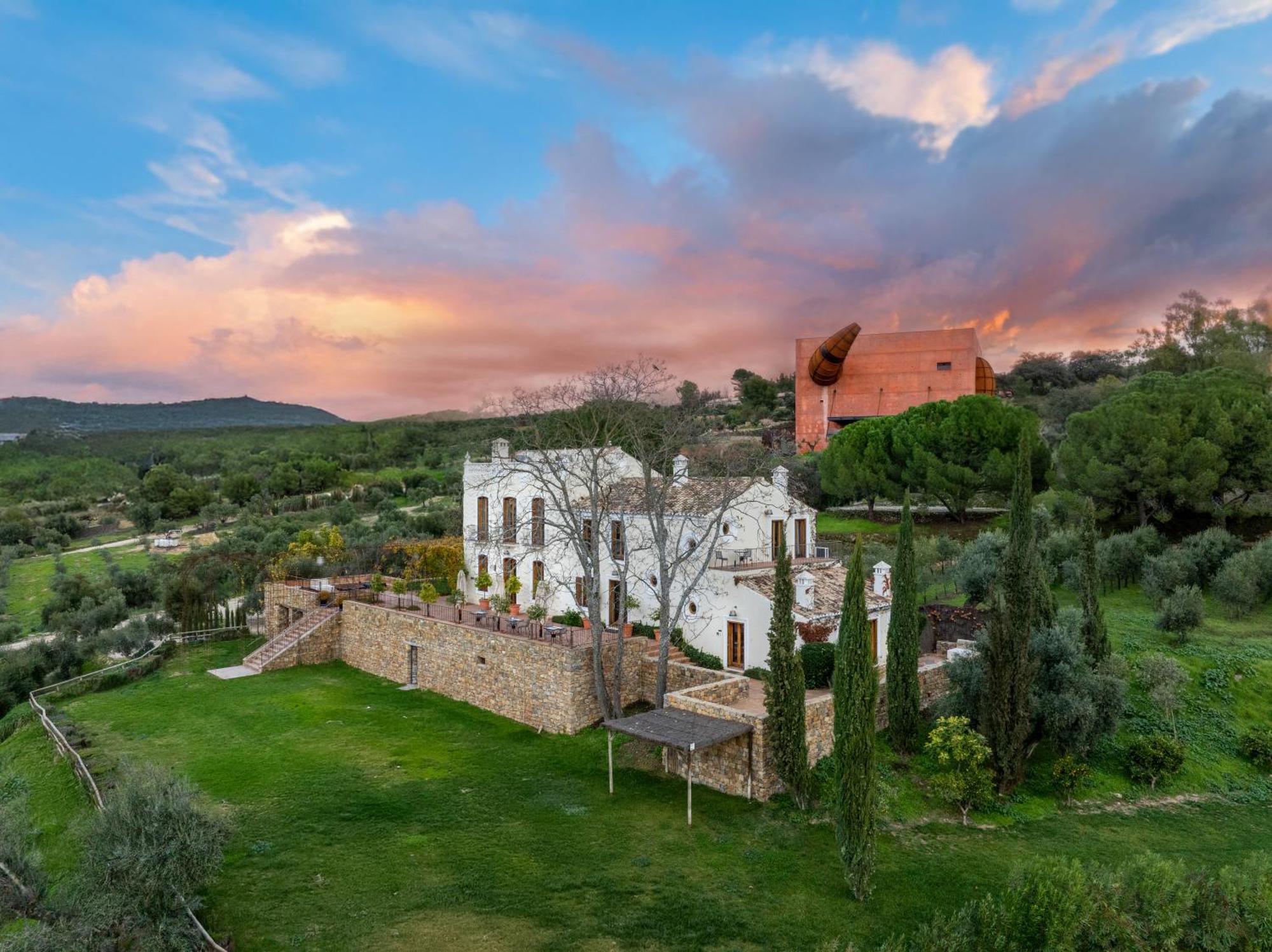 Отель Cortijo La Organic Ронда Экстерьер фото